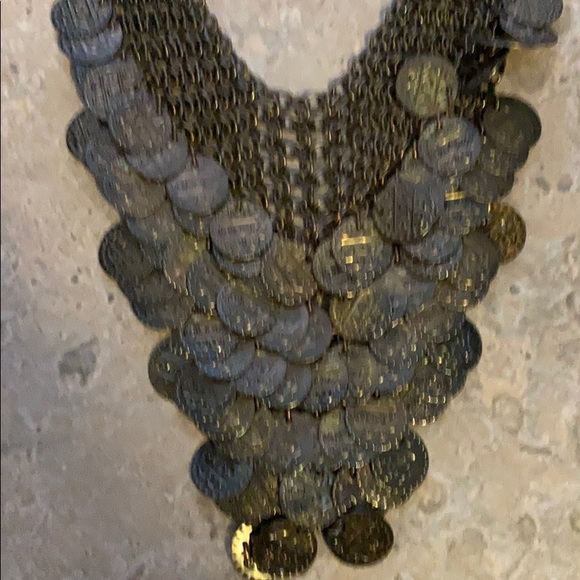 Tanjore coin necklace - Picture 2 of 3